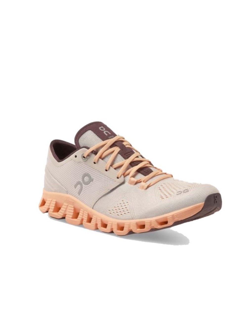 On Cloud X Silver Almond
Road Running Shoes Womens Size 9.